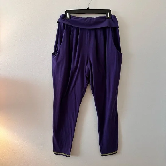 ZUMBA FITNES | purple pants - Picture 2 of 7